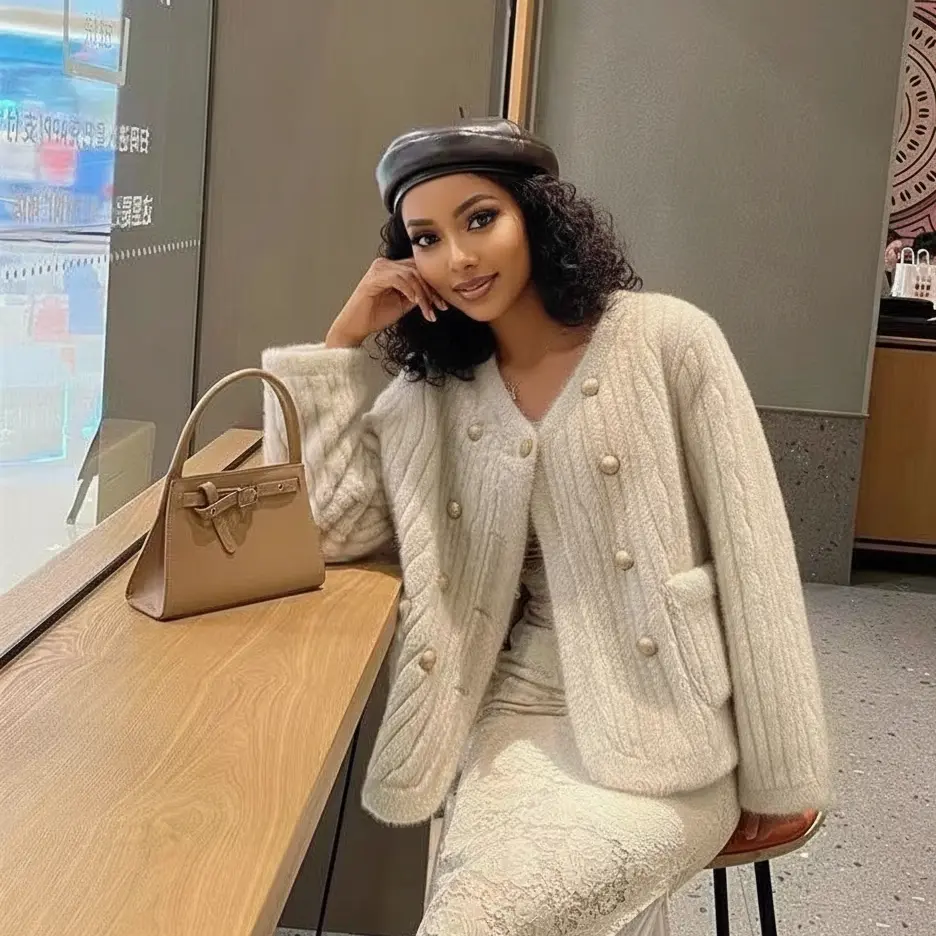 Generated Image October 30, 2025 - 8_19PM.webp